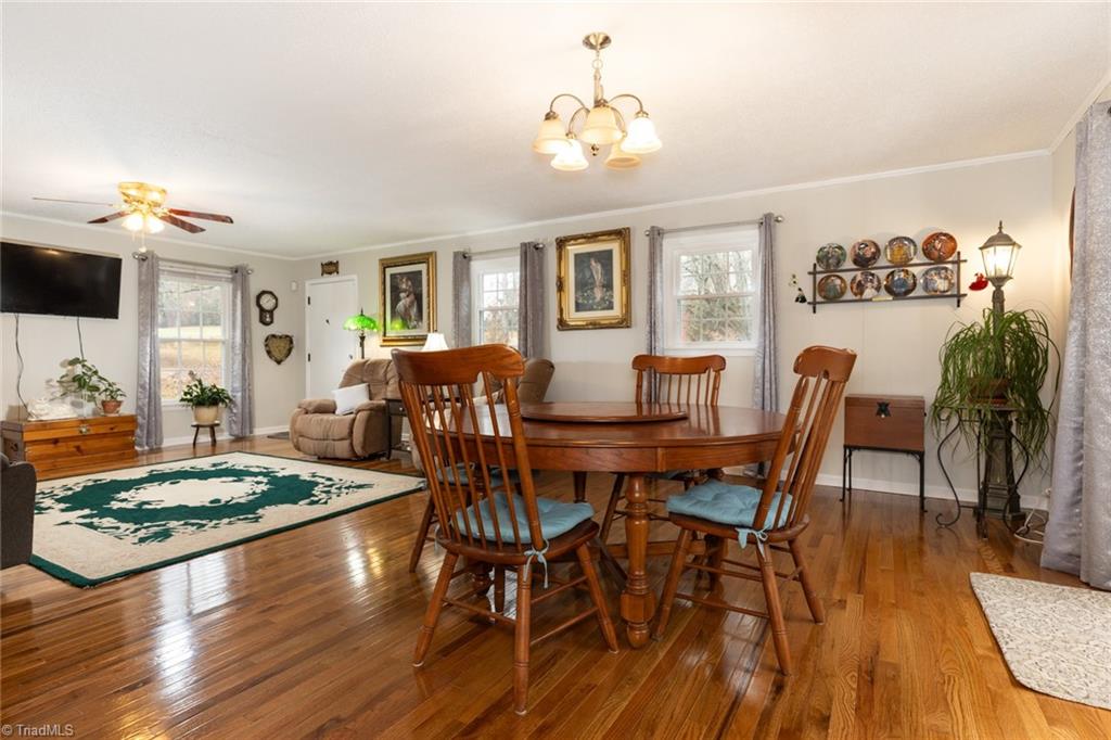 1984 Austin Little Mountain Road Ronda, NC 28670 - Photo 9 of 31