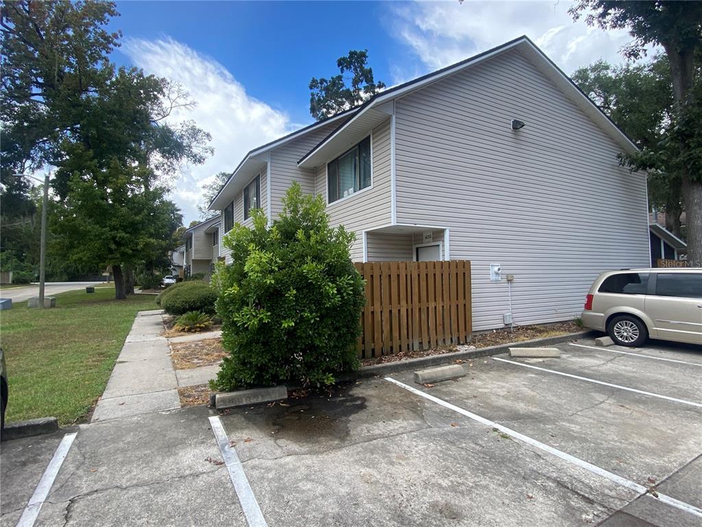 6130 Southwest 8th Lane Gainesville, FL 32607 - Photo 3 of 10