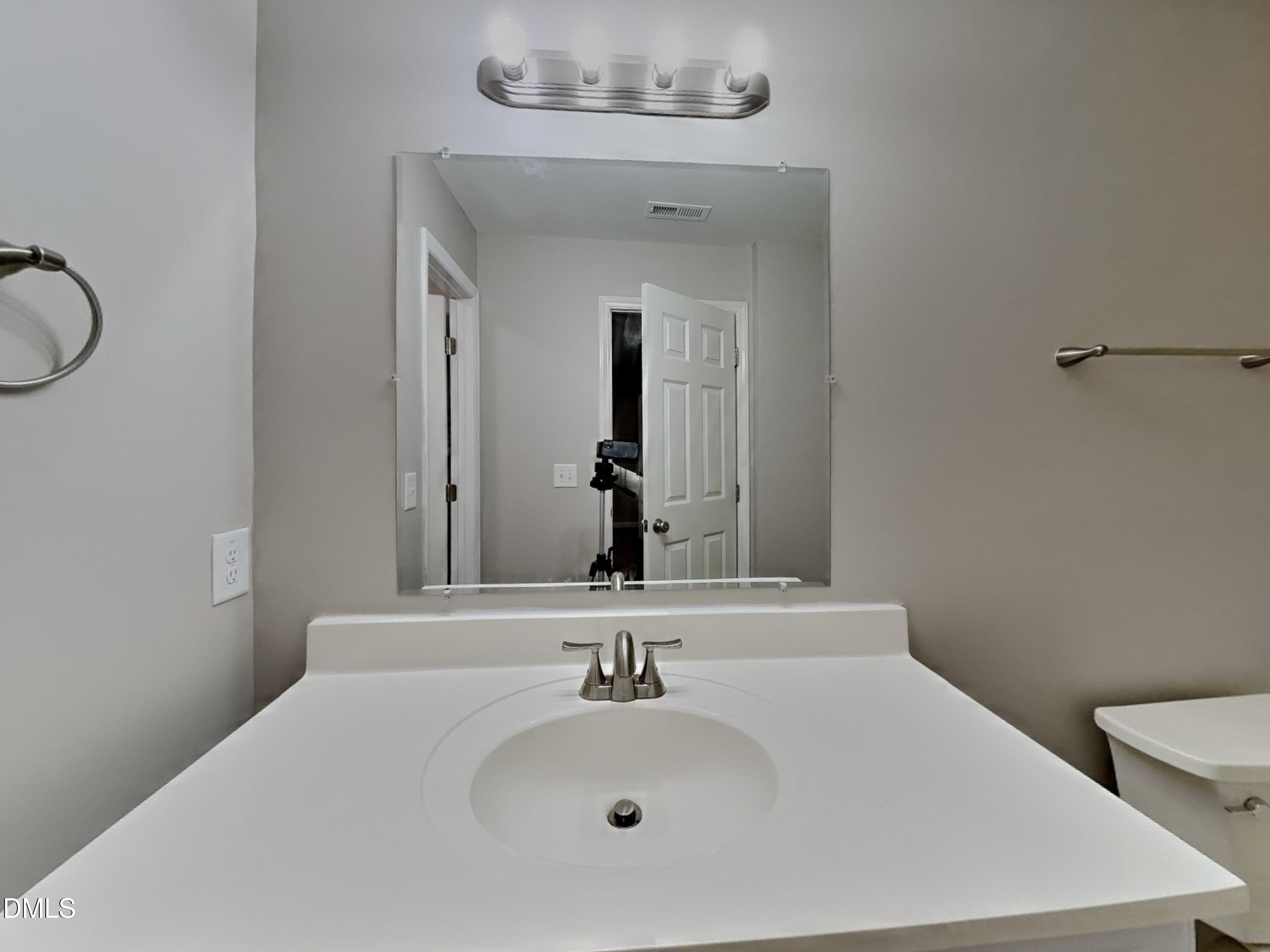 8302 Aspen Mountain Court Raleigh, NC 27616 - Photo 7 of 15 6_Image_htttnJqGtU