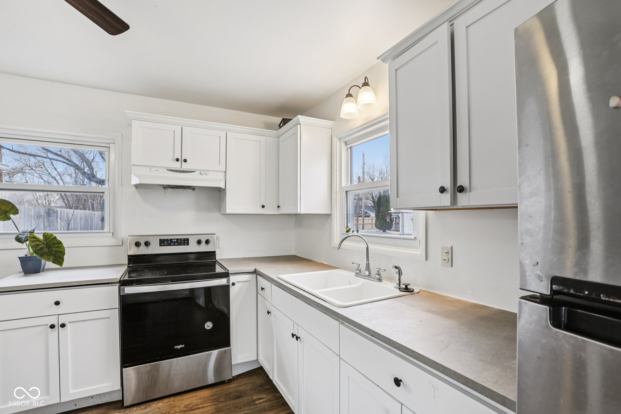 219 East McKenzie Road Greenfield, IN 46140 - Photo 13 of 26