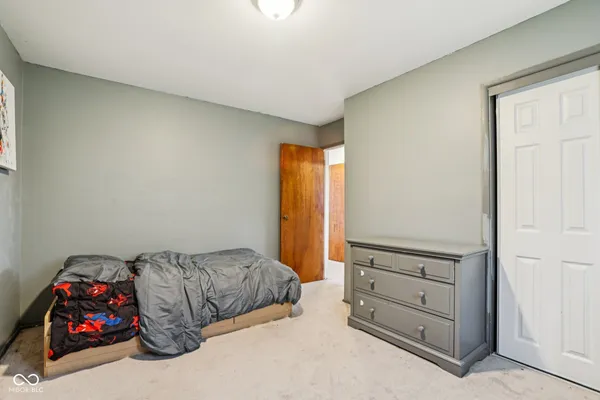 $174,000 | 219 East McKenzie Road, Greenfield, IN 46140