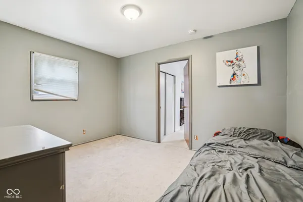 $174,000 | 219 East McKenzie Road, Greenfield, IN 46140