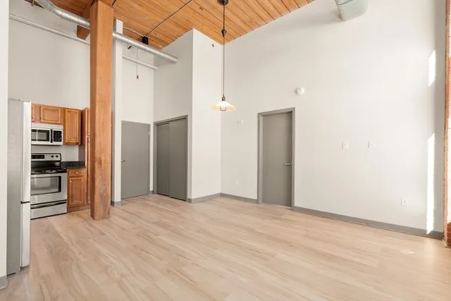 $309,999 | 146 Court Street, Unit 108, Brockton, MA 02302