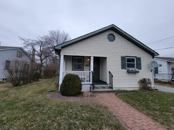 $2,600 | 35 Butler Street, Franklin, NJ 07416