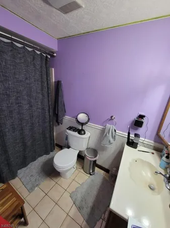 $2,600 | 35 Butler Street, Franklin, NJ 07416