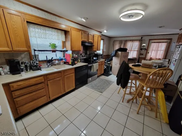 $2,600 | 35 Butler Street, Franklin, NJ 07416