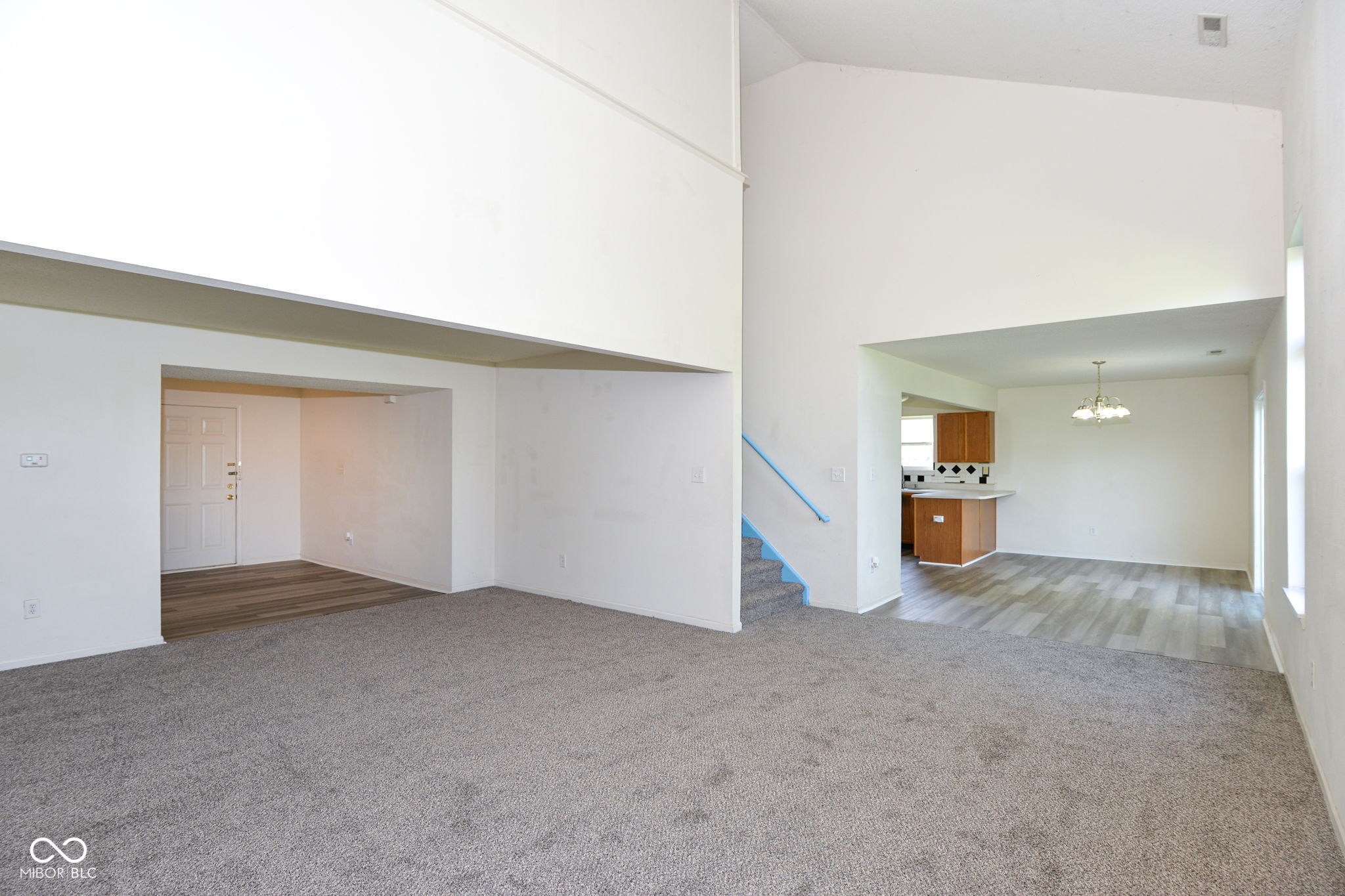 4062 Mossy Bank Road Indianapolis, IN 46234 - Photo 4 of 34