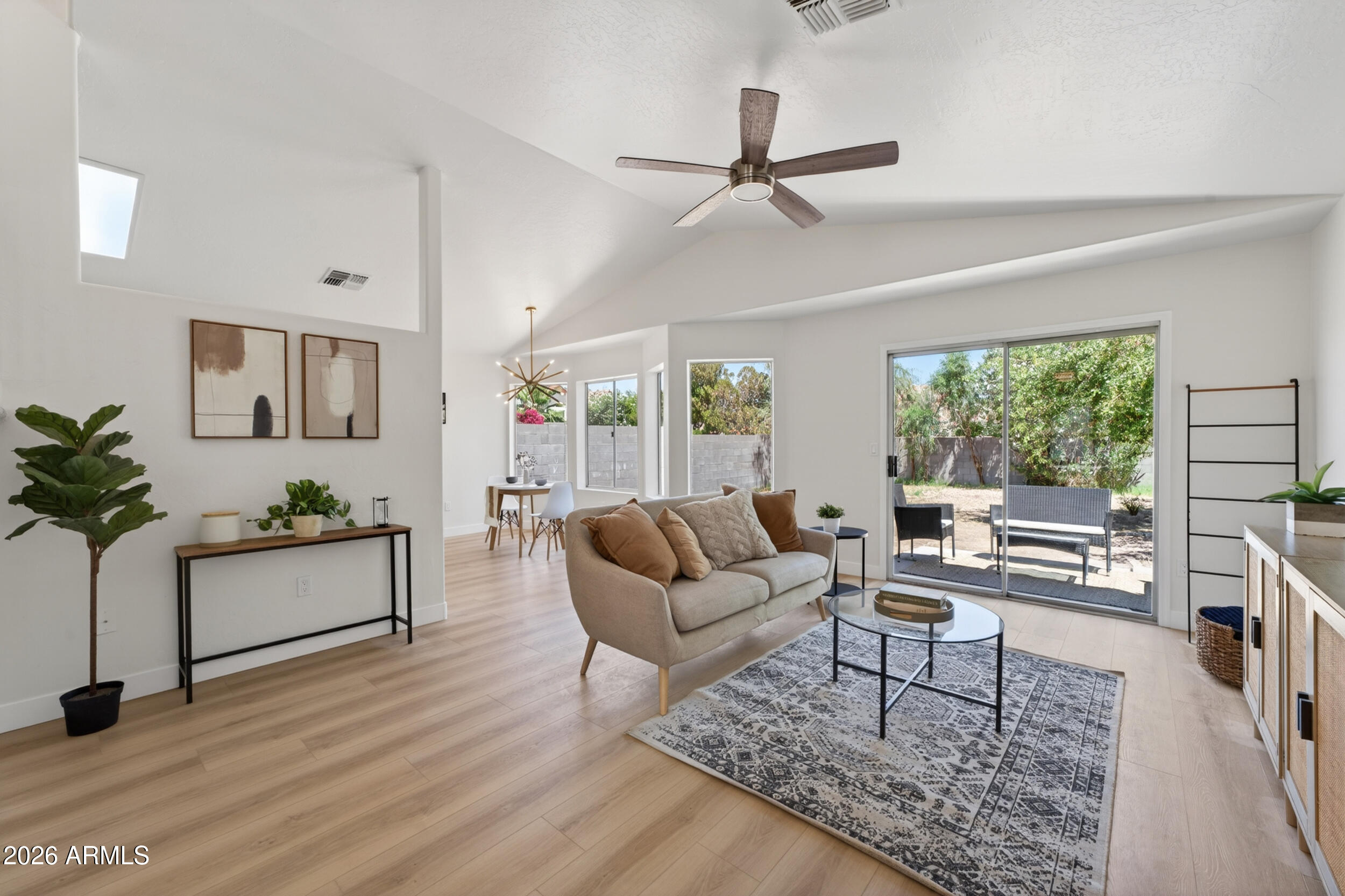 1422 East Mineral Road Gilbert, AZ 85234 - Photo 4 of 30