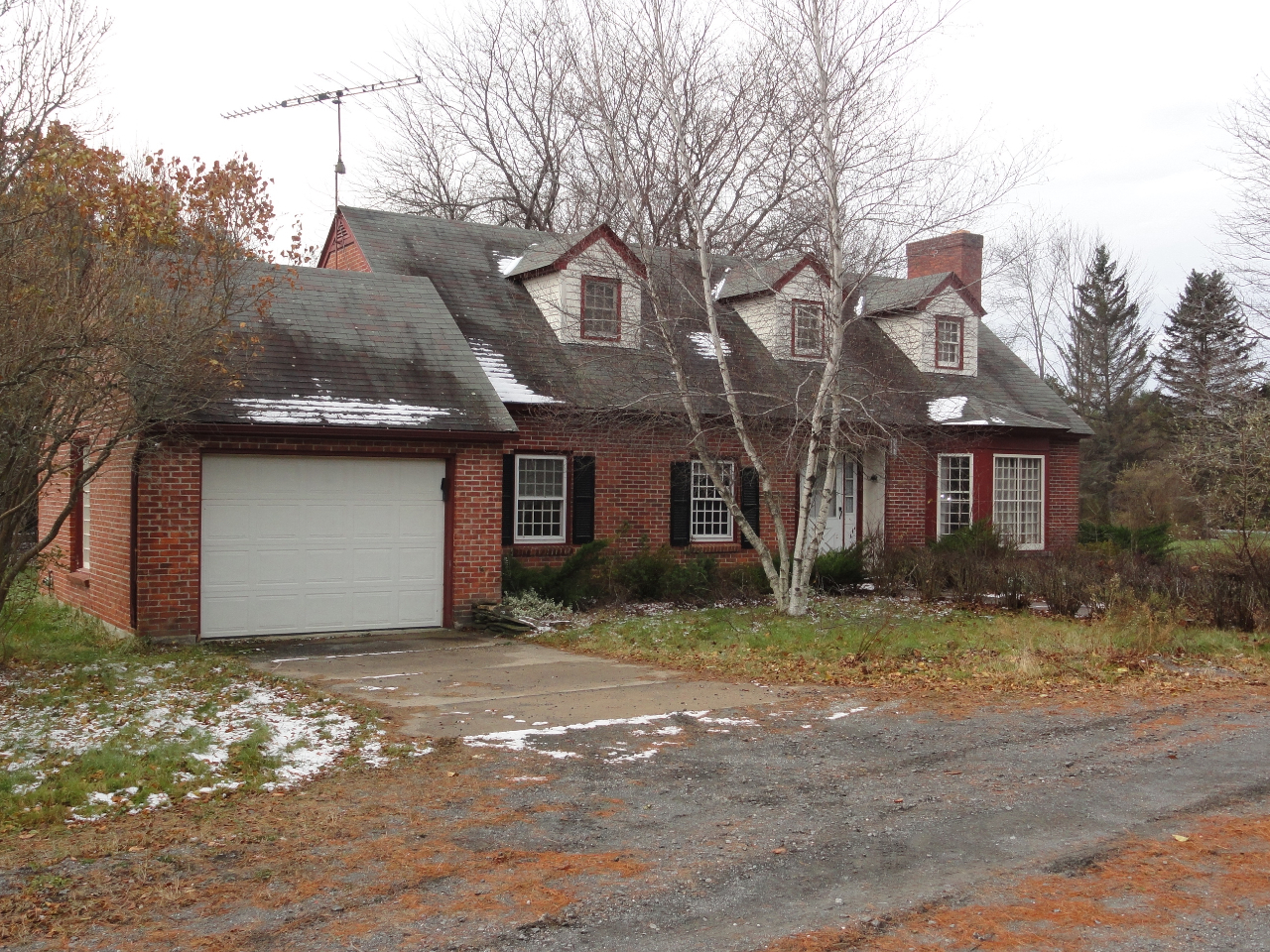 28 Prospect Hill Road Stockbridge, MA 01262 - Photo 1 of 9 DSC02535