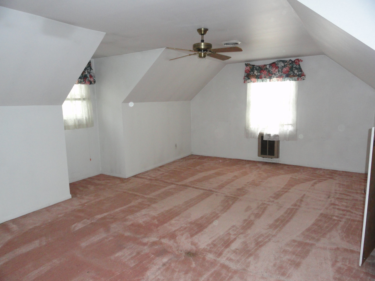 28 Prospect Hill Road Stockbridge, MA 01262 - Photo 6 of 9 DSC02540