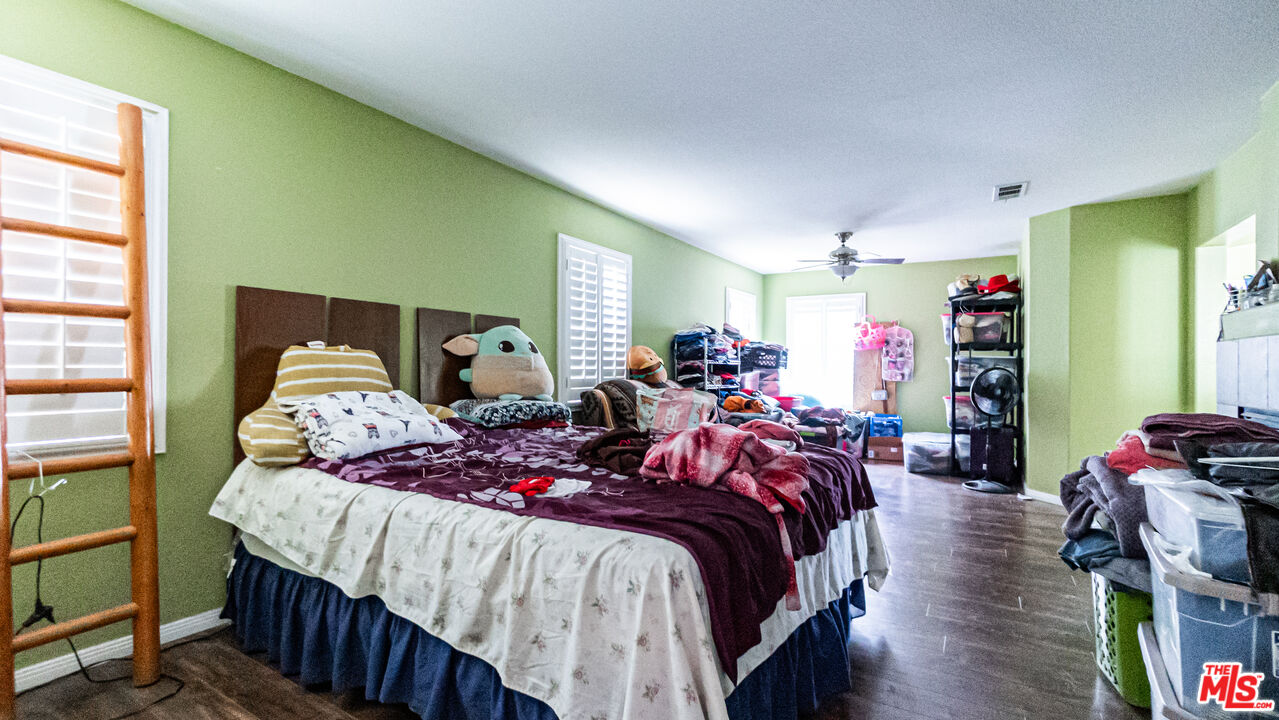 12590 Mango Lane Riverside, CA 92503 - Photo 26 of 46