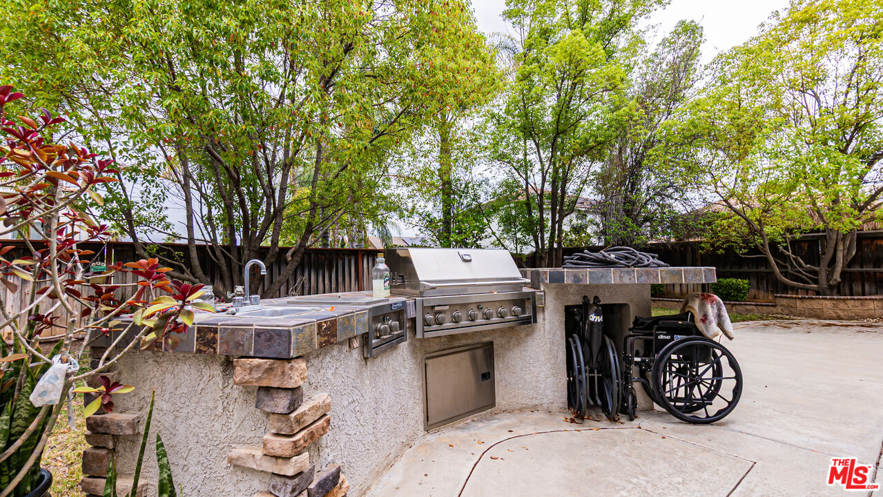 12590 Mango Lane Riverside, CA 92503 - Photo 34 of 46