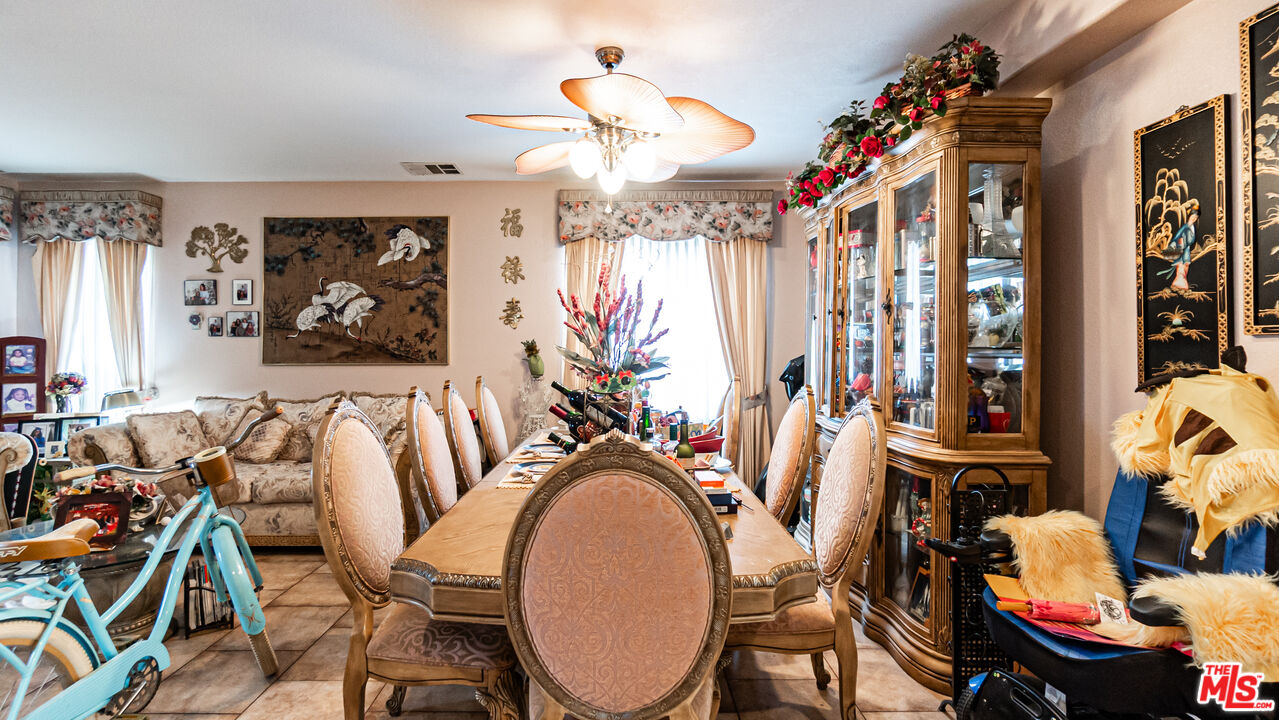 12590 Mango Lane Riverside, CA 92503 - Photo 7 of 46