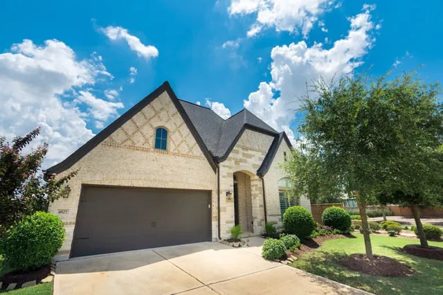 $3,200 | 6927 Pondhawk Drive, Katy, TX 77493