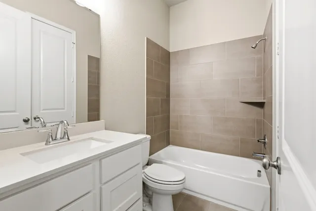 $3,200 | 6927 Pondhawk Drive, Katy, TX 77493