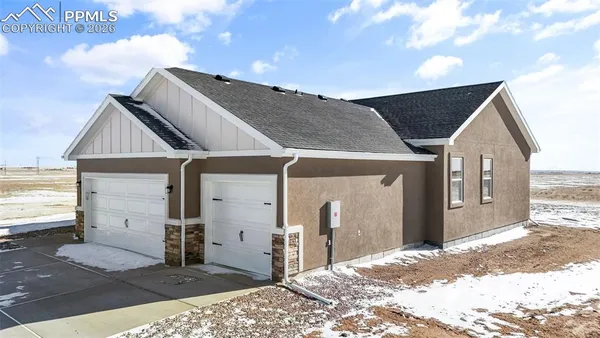 a view of a house with a outdoor space
