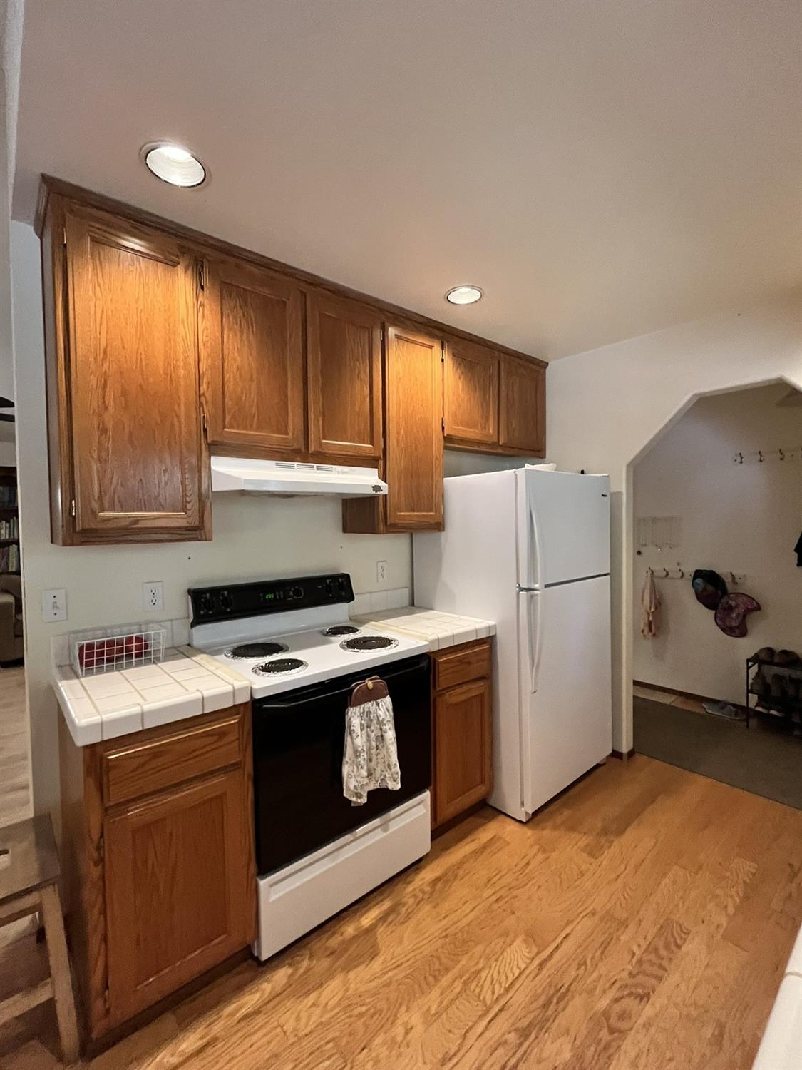 5635 Azalea Circle Pollock Pines, CA 95726 - Photo 2 of 20 Kitchen