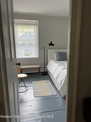 $3,950 | 9 Market Street, Athens, NY 12015