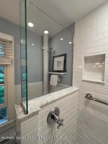 $3,950 | 9 Market Street, Athens, NY 12015