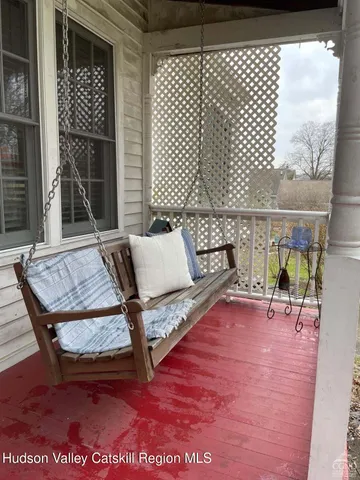 $3,950 | 9 Market Street, Athens, NY 12015