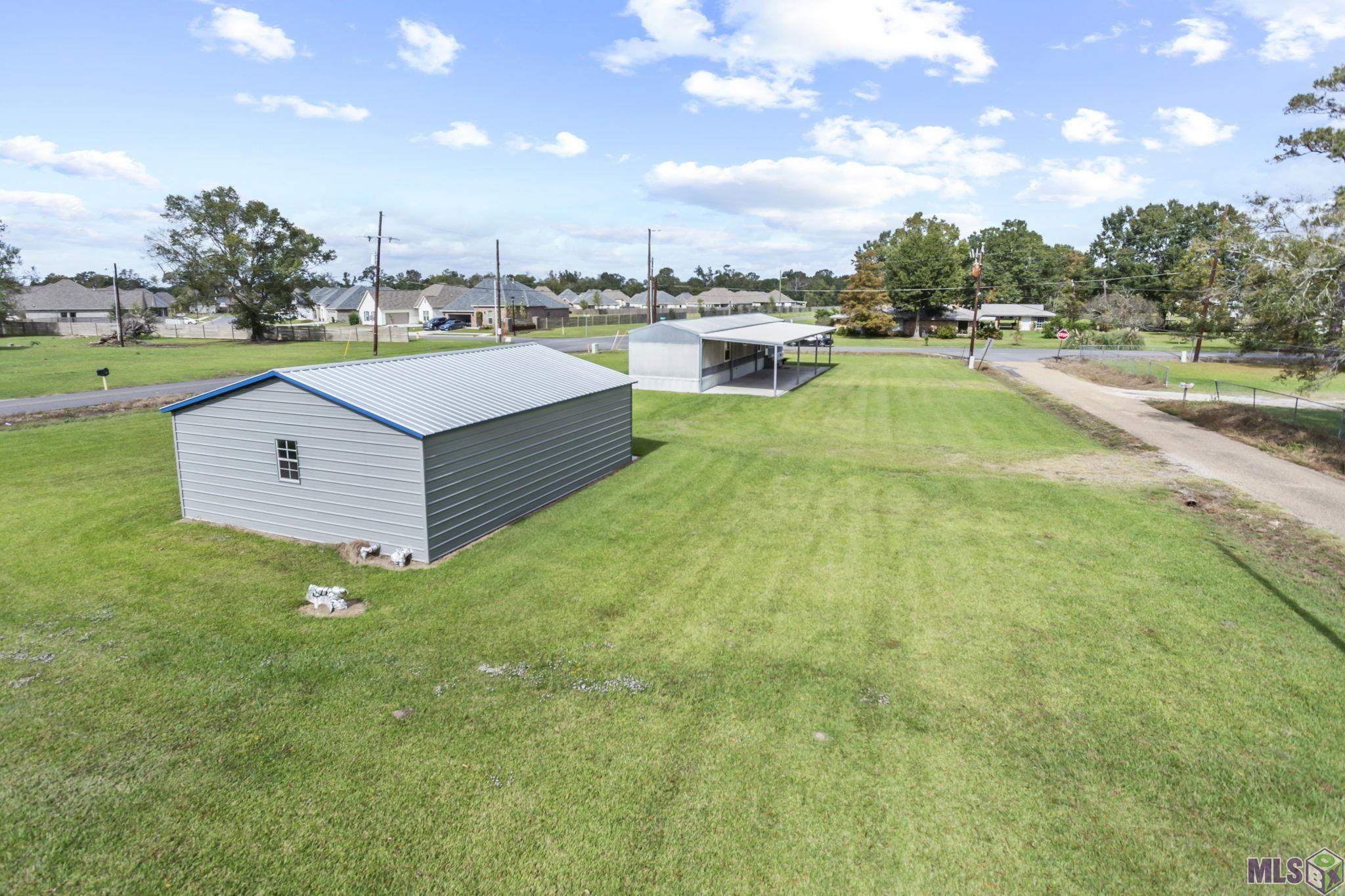 16547 Larry Johnson Road Prairieville, LA 70769 - Photo 4 of 11 Gallery Image 4