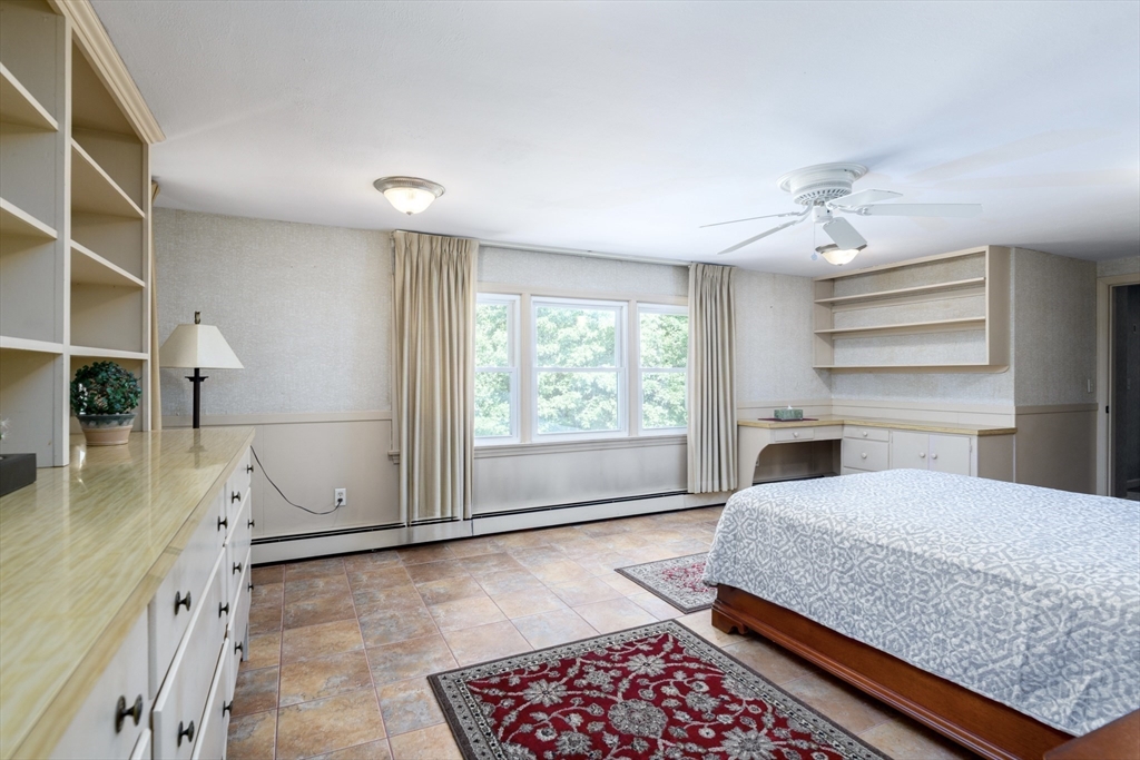55 Old Common Road Auburn, MA 01501 - Photo 20 of 36