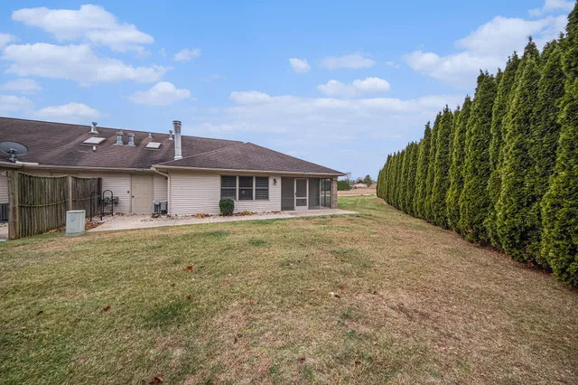 $299,900 | 5501 Donavon Drive, Jackson, MI 49201