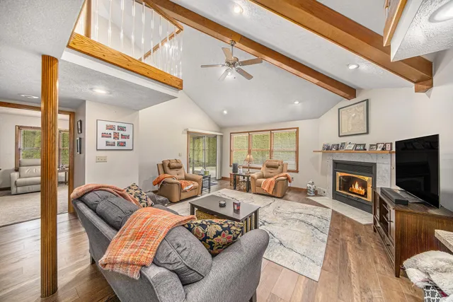 $299,900 | 5501 Donavon Drive, Jackson, MI 49201