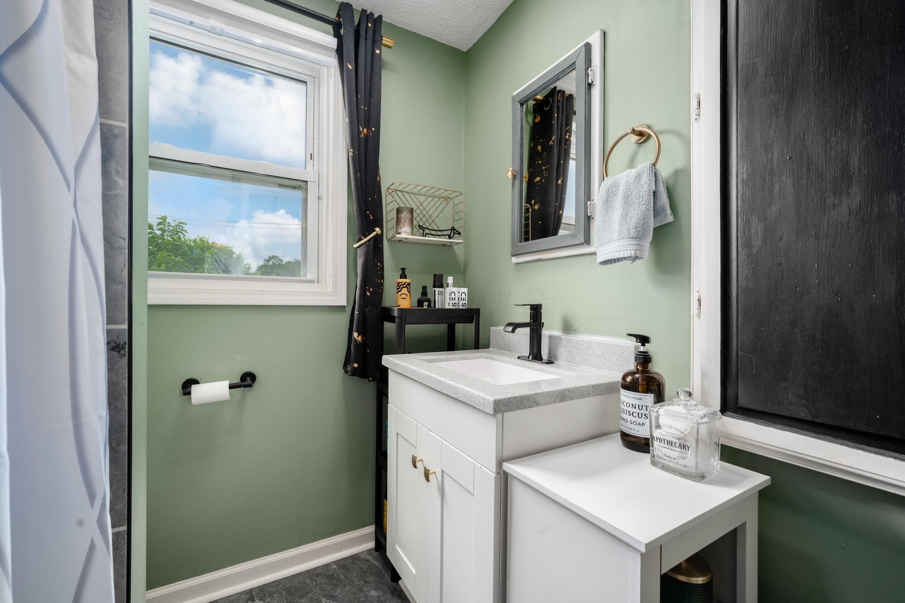 1581 East Weber Road Columbus, OH 43211 - Photo 29 of 41 Plus ample storage and premium waterproof flooring!