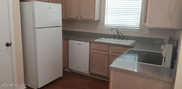 $1,550 | 7800 Point Meadows Drive, Unit 1028, Jacksonville, FL 32256