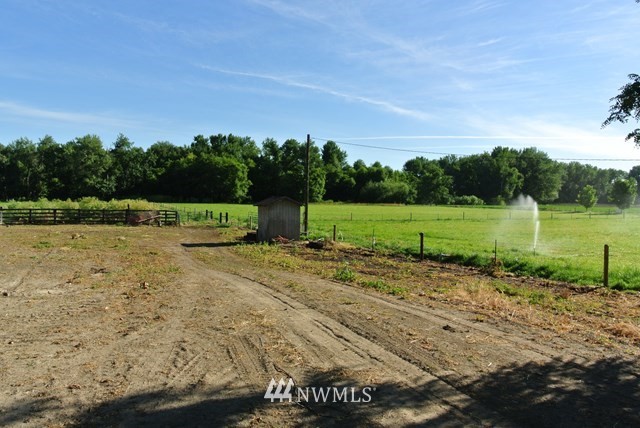 344 Frog Hollow Road Walla Walla, WA 99362 - Photo 3 of 22 Gallery Image 3