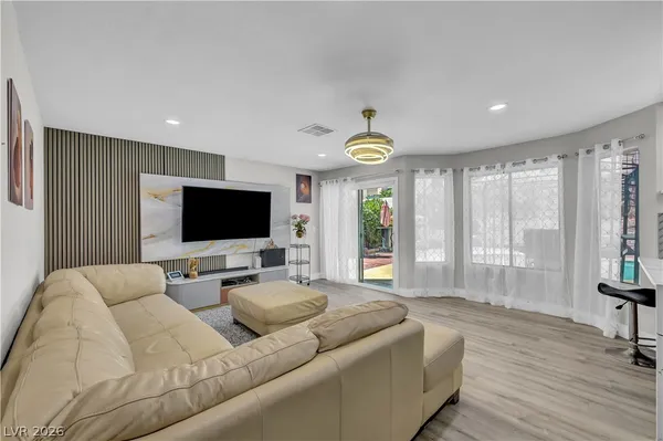 $570,000 | 2913 Whispering Wind Drive, Las Vegas, NV 89117