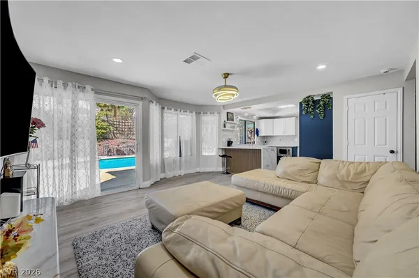 $570,000 | 2913 Whispering Wind Drive, Las Vegas, NV 89117