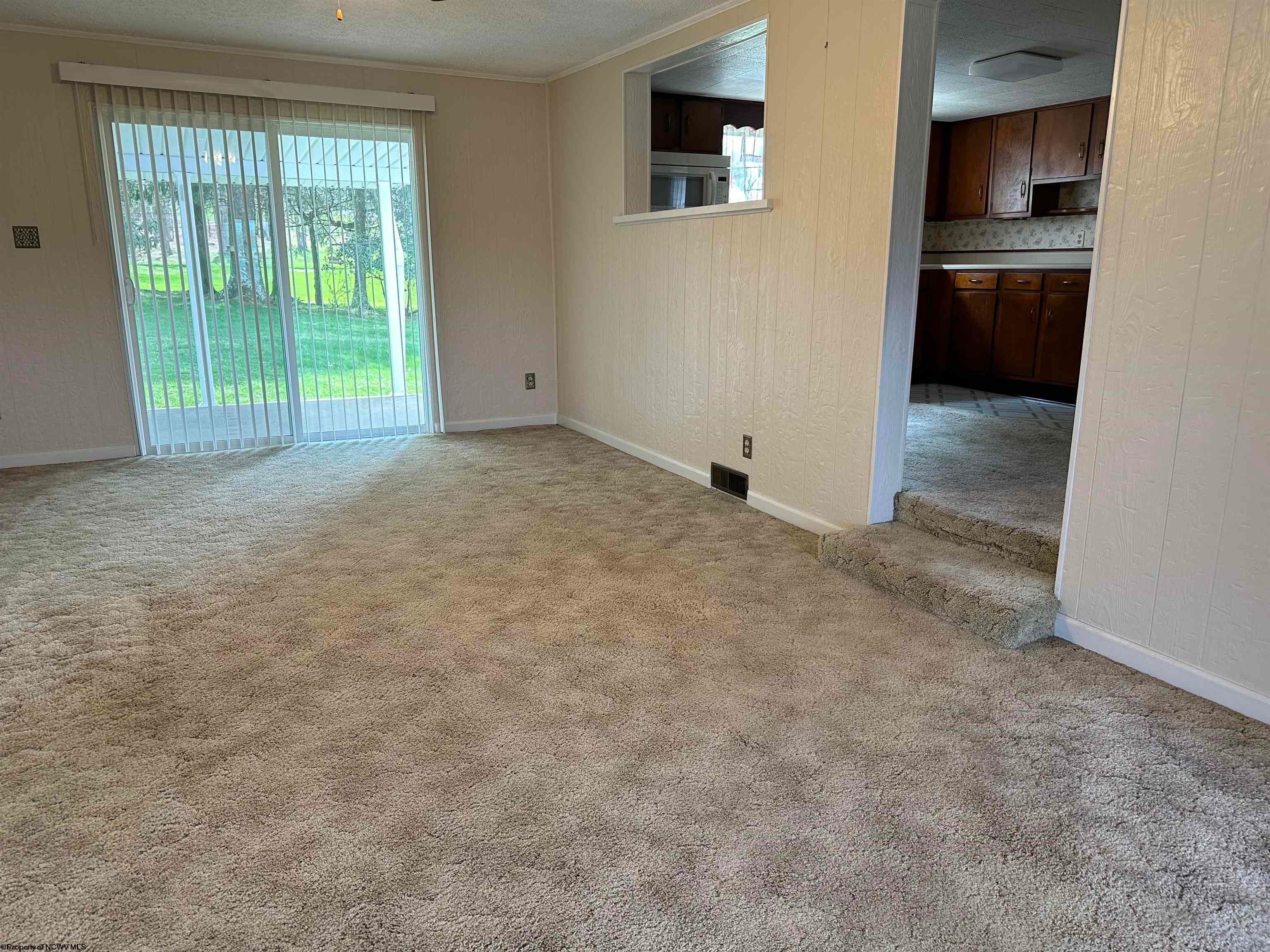 505 Mountainview Road Morgantown, WV 26508 - Photo 6 of 26 Gallery Image 6