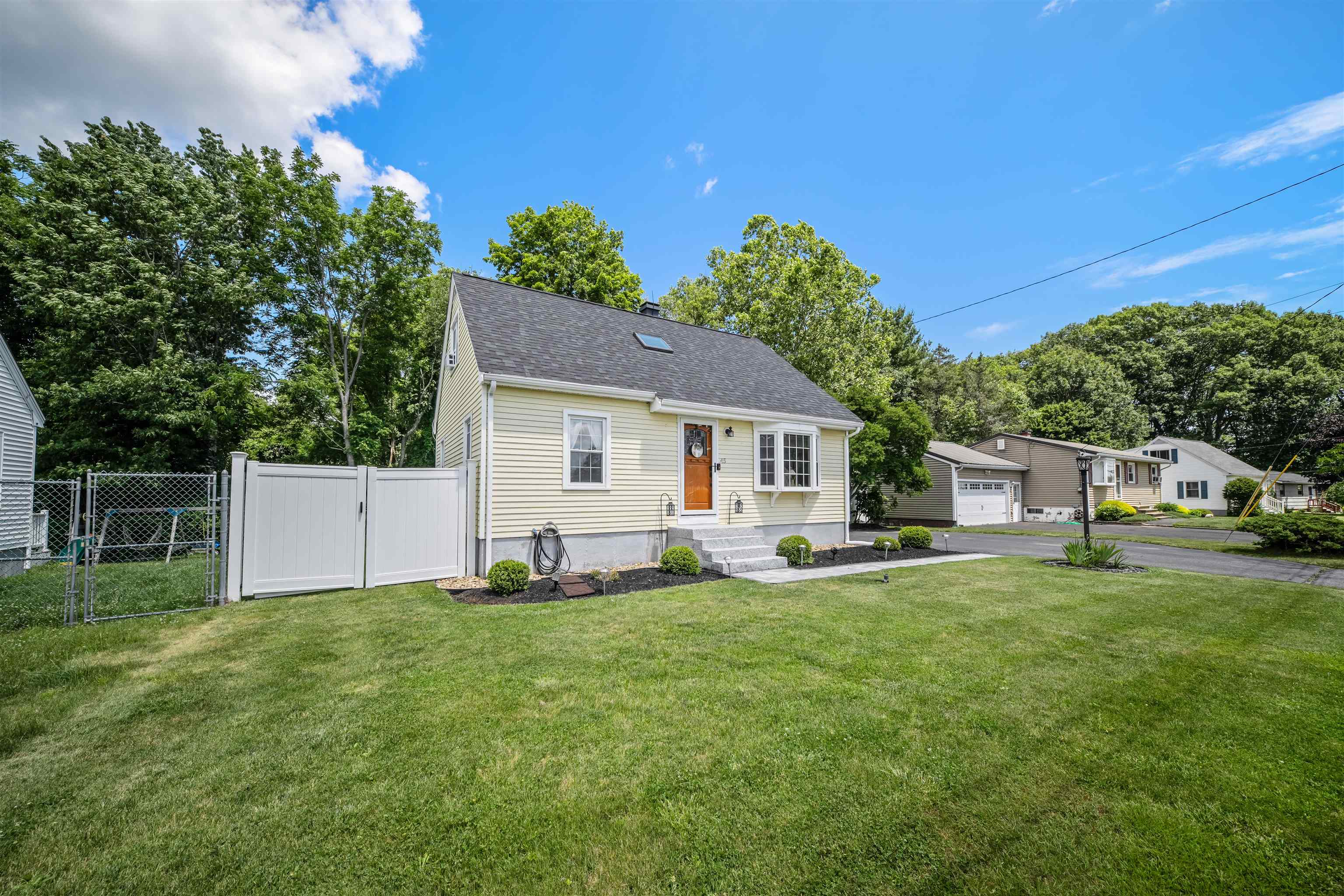 45 Applevale Drive Dover, NH 03820 - Photo 37 of 40