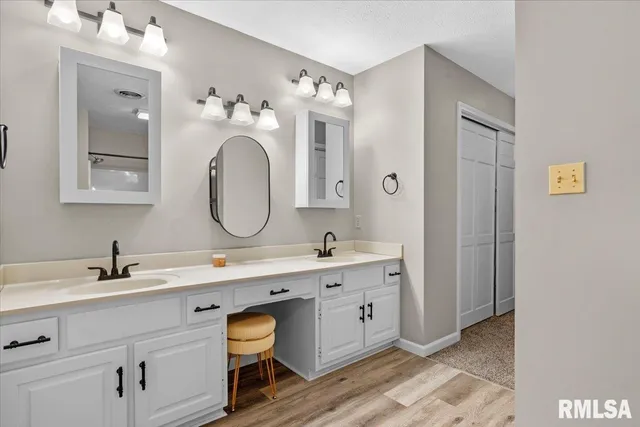 $520,000 | 2315 Chesapeake Landing, Springfield, IL 62712