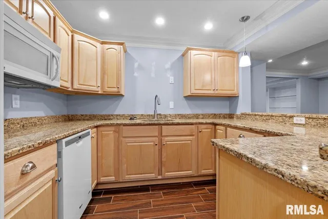 $520,000 | 2315 Chesapeake Landing, Springfield, IL 62712