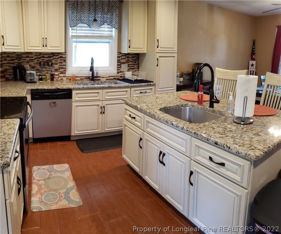5428 Rodwell Road Fayetteville, NC 28311 - Photo 4 of 29 Gallery Image 4