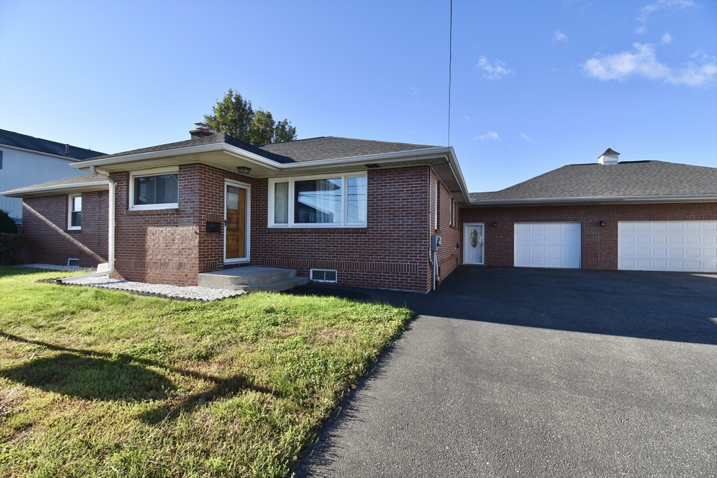 541 Grattan Street Chicopee, MA 01020 - Photo 35 of 38