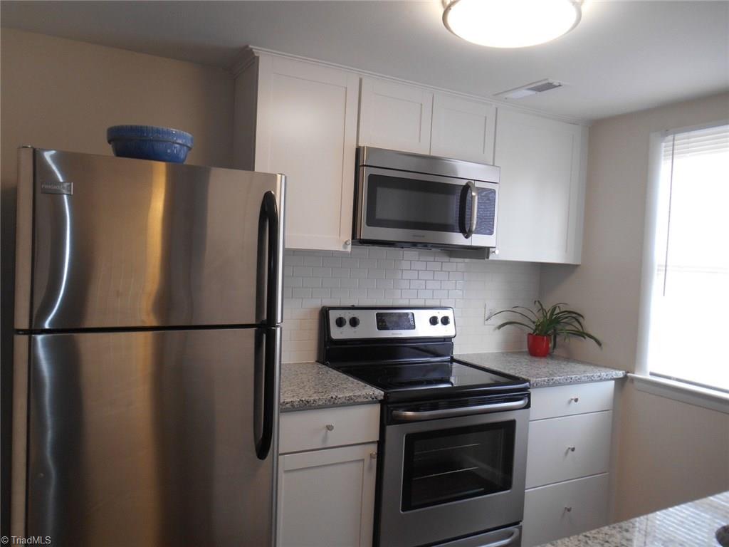 2906 St Marks Road Southwest, Unit E Winston-Salem, NC 27103 - Photo 3 of 8 Gallery Image 3