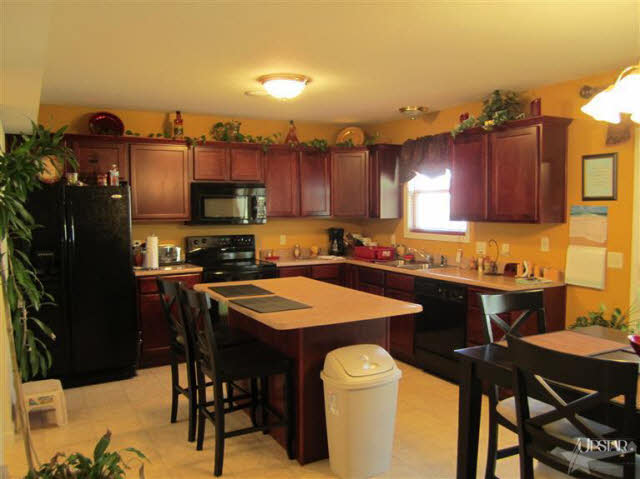 2101 Plateau Point Fort Wayne, IN 46808 - Photo 2 of 16
