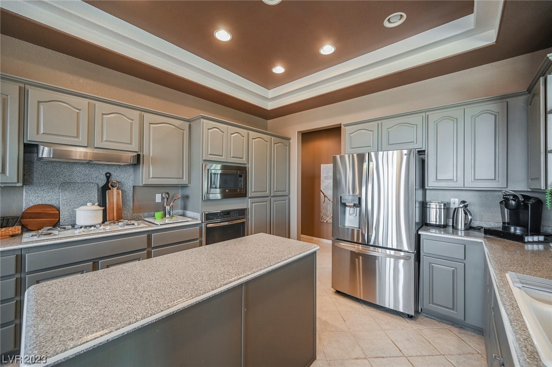 2240 Sun Cliffs Street Las Vegas, NV 89134 - Photo 23 of 68