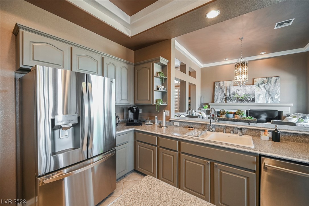 2240 Sun Cliffs Street Las Vegas, NV 89134 - Photo 25 of 68