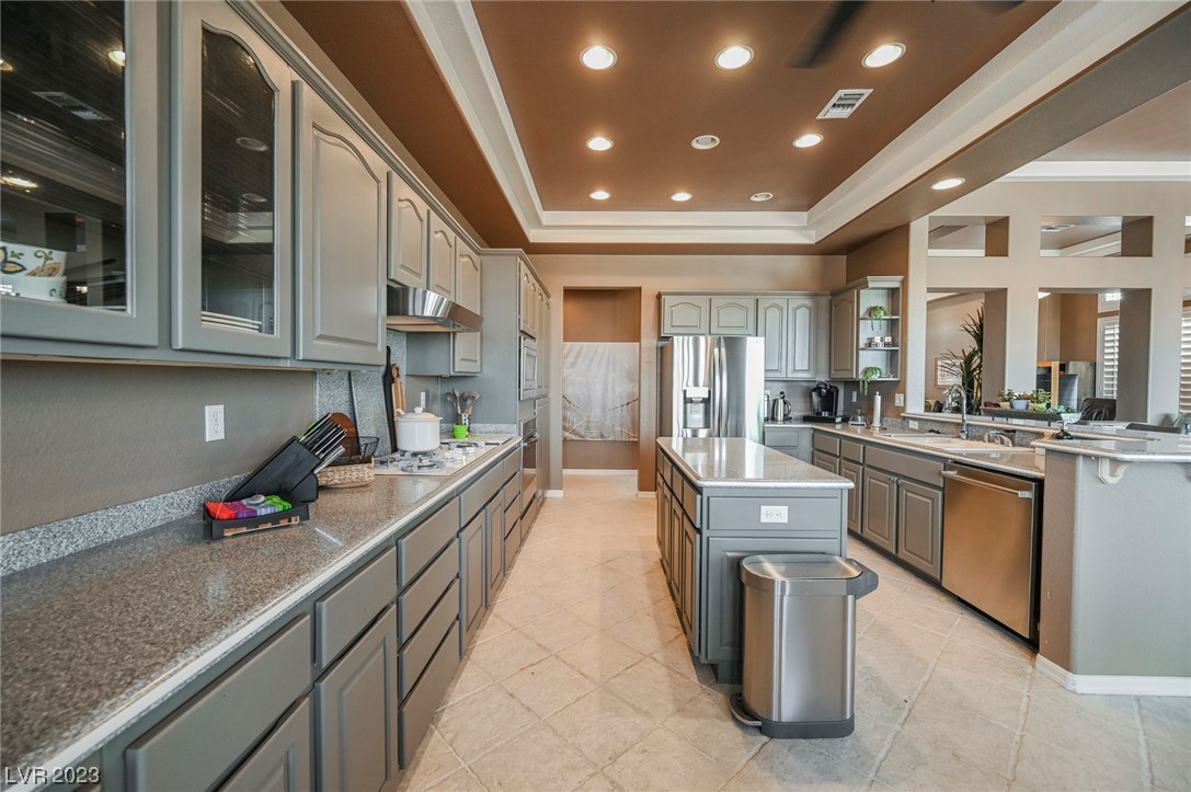 2240 Sun Cliffs Street Las Vegas, NV 89134 - Photo 26 of 68