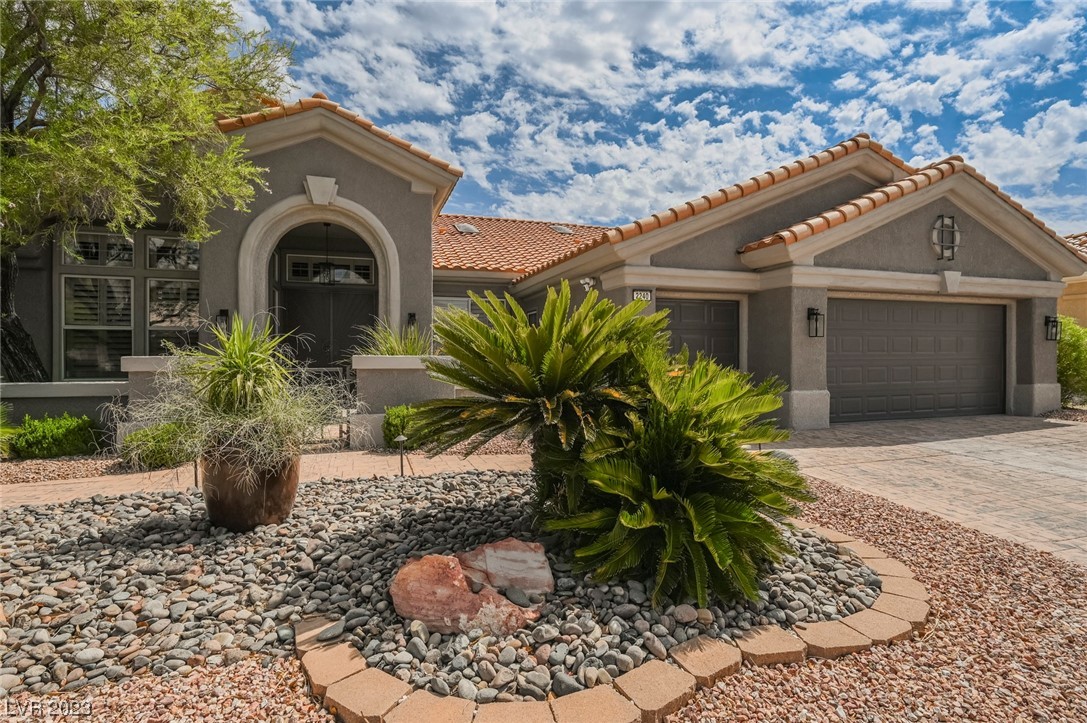2240 Sun Cliffs Street Las Vegas, NV 89134 - Photo 3 of 68