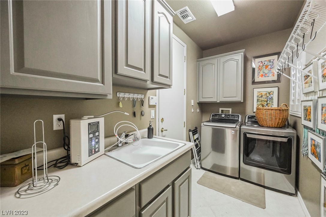 2240 Sun Cliffs Street Las Vegas, NV 89134 - Photo 46 of 68