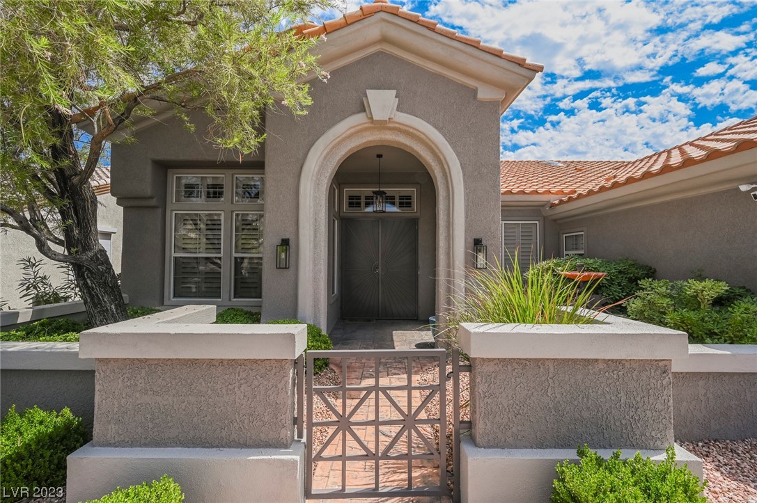 2240 Sun Cliffs Street Las Vegas, NV 89134 - Photo 5 of 68