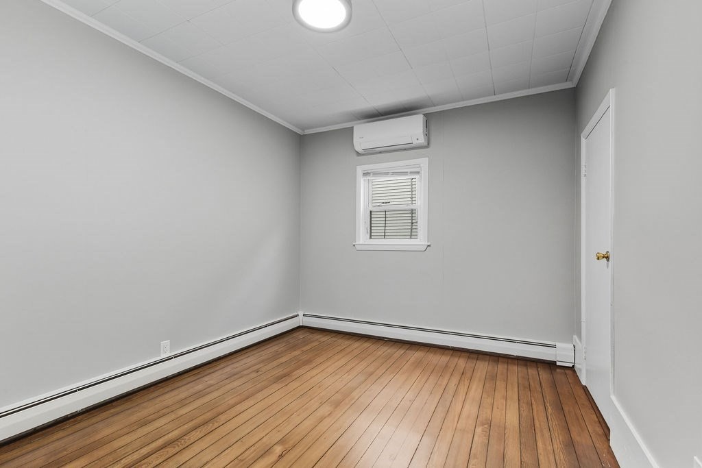 271 Mulberry Street Fall River, MA 02721 - Photo 17 of 29