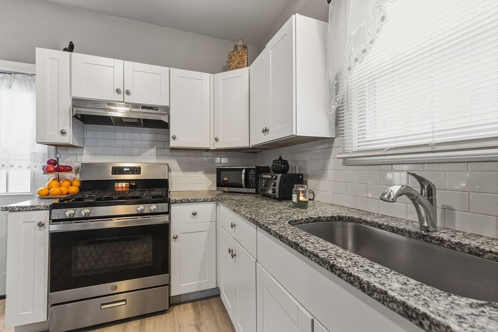 271 Mulberry Street Fall River, MA 02721 - Photo 5 of 29