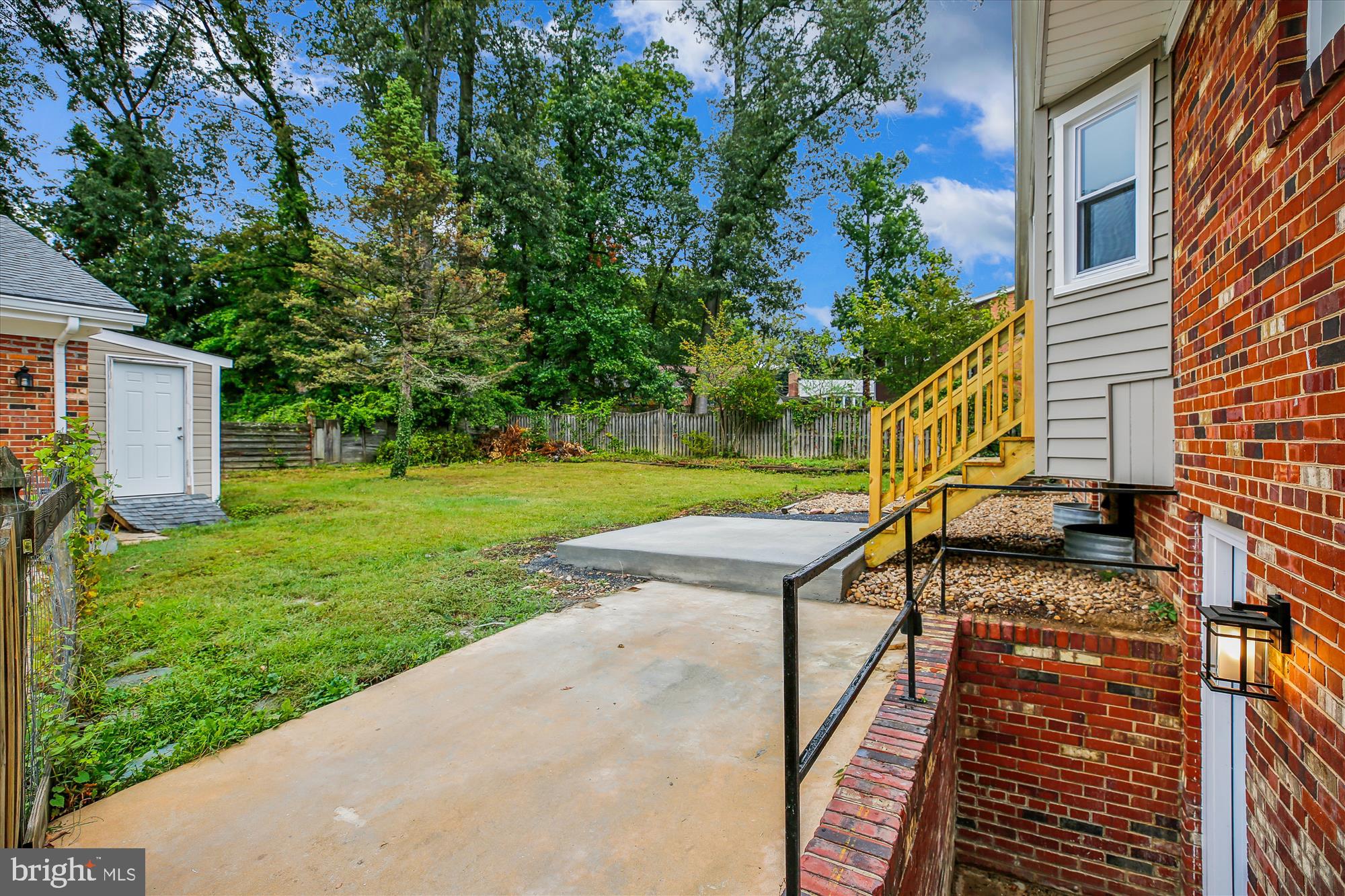 11502 Nairn Road Silver Spring, MD 20902 - Photo 9 of 43 a view of a backyard with a garden
